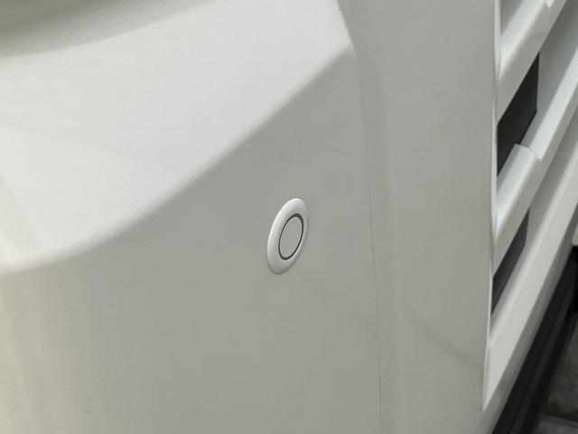 ハイゼットカーゴＤＸ　パートタイム４ＷＤ　ＣＶＴ　コーナーセンサー　キーレス衝突被害軽減ブレーキ　スマアシ　コーナーセンサー　キーレス　前席パワーウインドウ　ＡＭ／ＦＭステレオ　両側スライドドア　パートタイム４ＷＤ　ＣＶＴ車　オートライト（滋賀県）の中古車