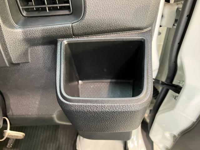 ハイゼットカーゴＤＸ　パートタイム４ＷＤ　ＣＶＴ　コーナーセンサー　キーレス衝突被害軽減ブレーキ　スマアシ　コーナーセンサー　キーレス　前席パワーウインドウ　ＡＭ／ＦＭステレオ　両側スライドドア　パートタイム４ＷＤ　ＣＶＴ車　オートライト（滋賀県）の中古車