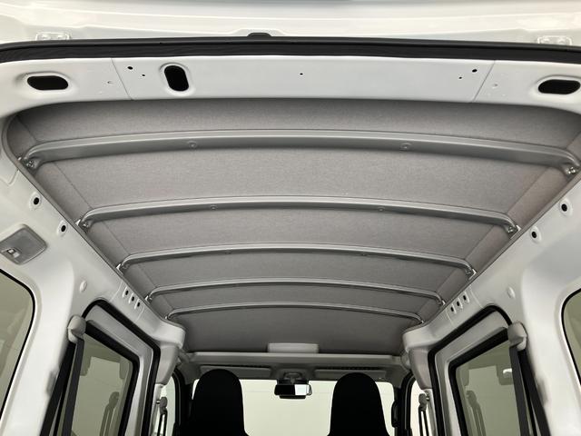 ハイゼットカーゴＤＸ　パートタイム４ＷＤ　ＣＶＴ　コーナーセンサー　キーレス衝突被害軽減ブレーキ　スマアシ　コーナーセンサー　キーレス　前席パワーウインドウ　ＡＭ／ＦＭステレオ　両側スライドドア　パートタイム４ＷＤ　ＣＶＴ車　オートライト（滋賀県）の中古車