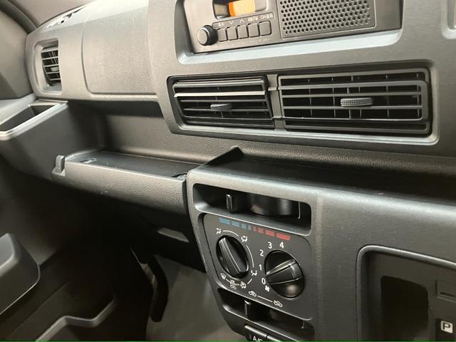 ハイゼットカーゴＤＸ　ＣＶＴ　キーレス　前席パワーウインドウ　車検整備付衝突被害軽減ブレーキ　スマアシ　コーナーセンサー　キーレス　前席パワーウインドウ　ＡＭ／ＦＭステレオ　両側スライドドア　オートライト（滋賀県）の中古車