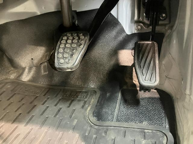 ハイゼットカーゴＤＸ　ＣＶＴ　キーレス　前席パワーウインドウ　車検整備付衝突被害軽減ブレーキ　スマアシ　コーナーセンサー　キーレス　前席パワーウインドウ　ＡＭ／ＦＭステレオ　両側スライドドア　オートライト（滋賀県）の中古車