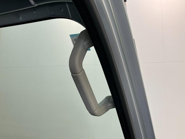 ハイゼットトラックスタンダード　５ＭＴ　パートタイム４ＷＤ　届出済未使用車衝突被害軽減ブレーキ　コーナーセンサー　パートタイム４ＷＤ　ＡＭ／ＦＭラジオ　マニュアルエアコン　マニュアルレベリング　オートライト（滋賀県）の中古車