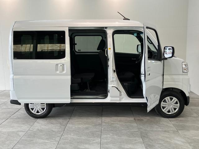 アトレーＲＳ　４ＷＤ　デジタルインナーミラー　届出済未使用車衝突被害軽減ブレーキ　コーナーセンサー　４ＷＤ　バックカメラ（ナビ装着時用）　両側パワスラ　ＬＥＤ　オートライト　レーダークルーズコントロール　スマートキー　エコアイドル　デジタルインナーミラー（滋賀県）の中古車