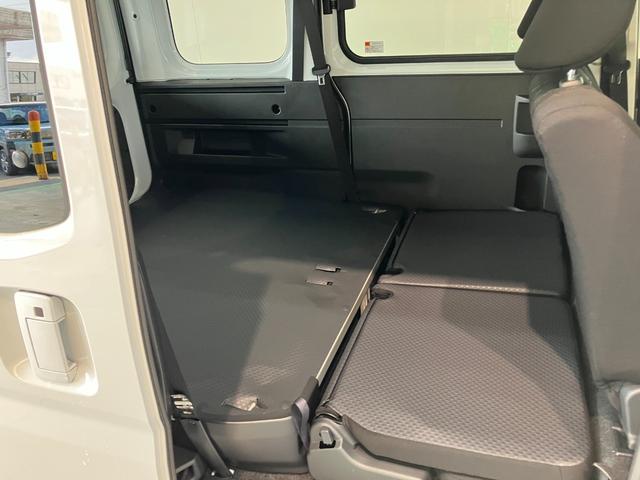 アトレーＲＳ　４ＷＤ　デジタルインナーミラー　届出済未使用車衝突被害軽減ブレーキ　コーナーセンサー　４ＷＤ　バックカメラ（ナビ装着時用）　両側パワスラ　ＬＥＤ　オートライト　レーダークルーズコントロール　スマートキー　エコアイドル　デジタルインナーミラー（滋賀県）の中古車