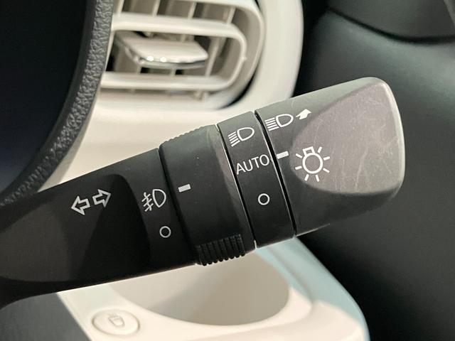 ムーヴキャンバスストライプスＧ　９型ディスプレイオーディオ　バックカメラ衝突被害軽減ブレーキ　コーナーセンサー　９型ディスプレイオーディオ　フルセグ　Ｂｌｕｅｔｏｏｔｈ　ＵＳＢ　バックカメラ　両側電動スライドドア　前席シートヒーター　電動パーキングブレーキ　オートライト（滋賀県）の中古車