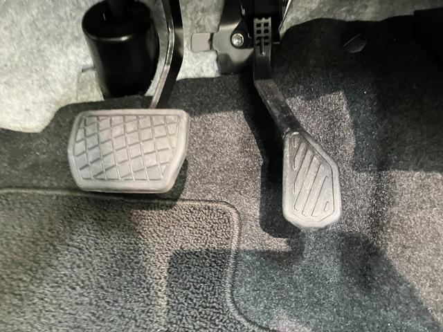 ムーヴキャンバスストライプスＧ　９型ディスプレイオーディオ　バックカメラ衝突被害軽減ブレーキ　コーナーセンサー　９型ディスプレイオーディオ　フルセグ　Ｂｌｕｅｔｏｏｔｈ　ＵＳＢ　バックカメラ　両側電動スライドドア　前席シートヒーター　電動パーキングブレーキ　オートライト（滋賀県）の中古車