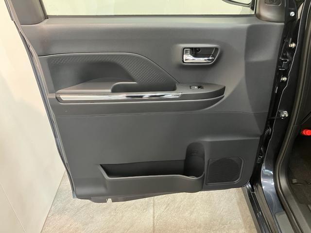 タントカスタムＸ　コーナーセンサー　シートヒーター　届出済未使用車衝突被害軽減ブレーキ　コーナーセンサー　バックカメラ（ナビ装着時用）　両側電動スライドドア　前席シートヒーター　電動パーキングブレーキ　ＬＥＤ　オートライト　オートエアコン　スマートキー　エコアイドル（滋賀県）の中古車