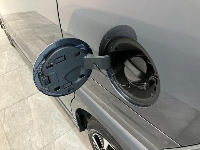 タントカスタムＸ　コーナーセンサー　シートヒーター　届出済未使用車衝突被害軽減ブレーキ　コーナーセンサー　バックカメラ（ナビ装着時用）　両側電動スライドドア　前席シートヒーター　電動パーキングブレーキ　ＬＥＤ　オートライト　オートエアコン　スマートキー　エコアイドル（滋賀県）の中古車