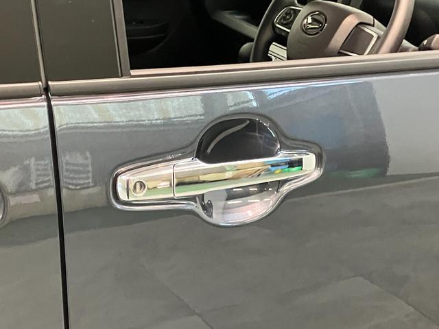 タントカスタムＸ　コーナーセンサー　シートヒーター　届出済未使用車衝突被害軽減ブレーキ　コーナーセンサー　バックカメラ（ナビ装着時用）　両側電動スライドドア　前席シートヒーター　電動パーキングブレーキ　ＬＥＤ　オートライト　オートエアコン　スマートキー　エコアイドル（滋賀県）の中古車