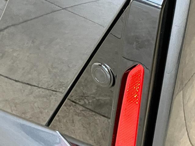 タントカスタムＸ　コーナーセンサー　シートヒーター　届出済未使用車衝突被害軽減ブレーキ　コーナーセンサー　バックカメラ（ナビ装着時用）　両側電動スライドドア　前席シートヒーター　電動パーキングブレーキ　ＬＥＤ　オートライト　オートエアコン　スマートキー　エコアイドル（滋賀県）の中古車