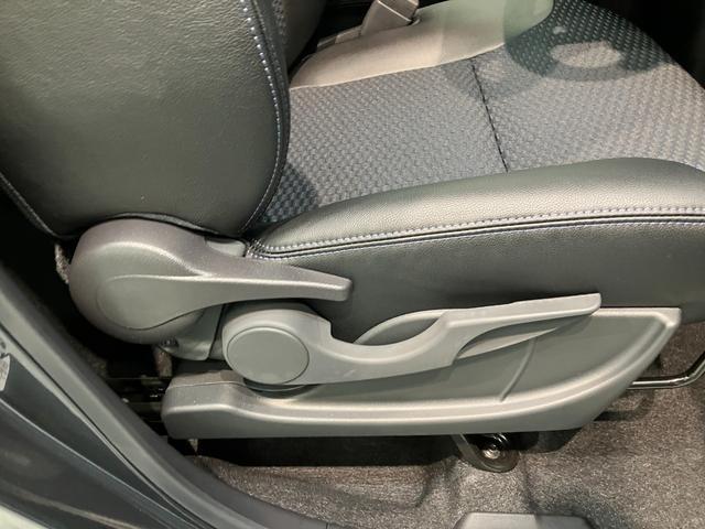 タントカスタムＸ　コーナーセンサー　シートヒーター　届出済未使用車衝突被害軽減ブレーキ　コーナーセンサー　バックカメラ（ナビ装着時用）　両側電動スライドドア　前席シートヒーター　電動パーキングブレーキ　ＬＥＤ　オートライト　オートエアコン　スマートキー　エコアイドル（滋賀県）の中古車