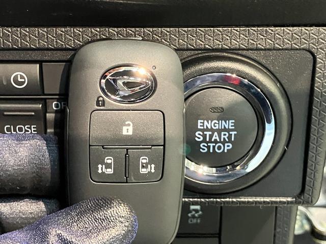 タントカスタムＸ　コーナーセンサー　シートヒーター　届出済未使用車衝突被害軽減ブレーキ　コーナーセンサー　バックカメラ（ナビ装着時用）　両側電動スライドドア　前席シートヒーター　電動パーキングブレーキ　ＬＥＤ　オートライト　オートエアコン　スマートキー　エコアイドル（滋賀県）の中古車