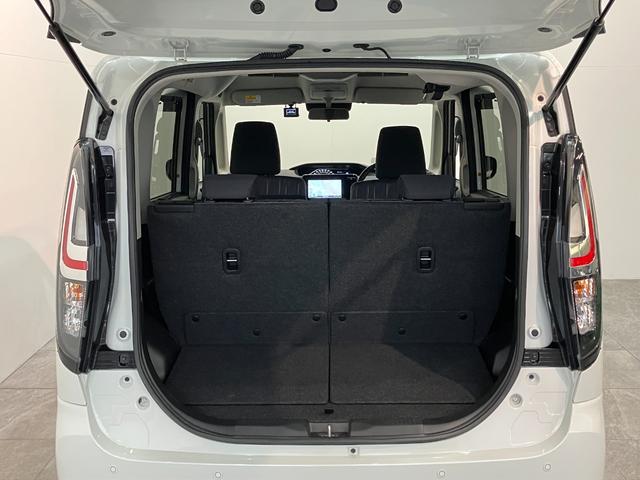 ソリオハイブリッドＭＺ　８型ナビ　パノラマカメラ　レーダークルコン衝突被害軽減ブレーキ　８型フルセグナビ　パノラマカメラ　Ｂｌｕｅｔｏｏｔｈ　ＵＳＢ　前後ドラレコ　ＥＴＣ　レーダークルーズコントロール　シートヒーター　両側パワスラ　オートエアコン　スマートキー（滋賀県）の中古車