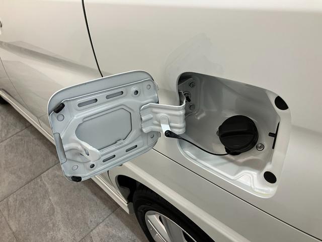 ソリオハイブリッドＭＺ　８型ナビ　パノラマカメラ　レーダークルコン衝突被害軽減ブレーキ　８型フルセグナビ　パノラマカメラ　Ｂｌｕｅｔｏｏｔｈ　ＵＳＢ　前後ドラレコ　ＥＴＣ　レーダークルーズコントロール　シートヒーター　両側パワスラ　オートエアコン　スマートキー（滋賀県）の中古車