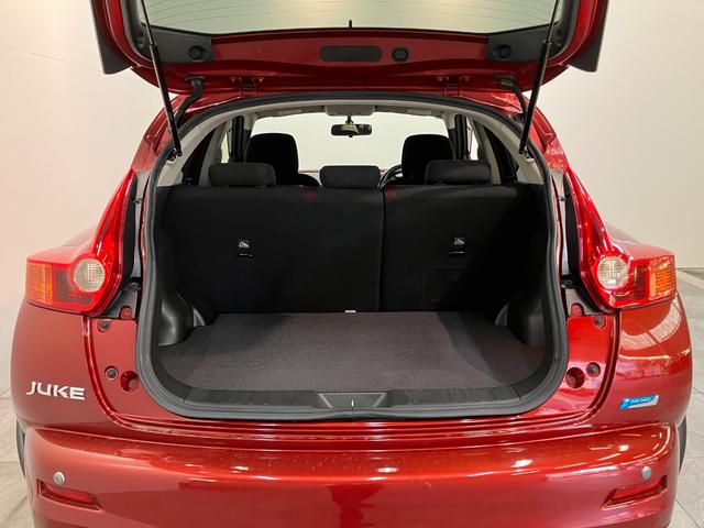 ジューク１５ＲＸ　タイプＶ　フルセグナビ　バックカメラ　車検整備付フルセグナビ　バックカメラ　ＥＴＣ　ＵＳＢ　オートライト　オートエアコン　電動格納式ミラー　スマートキー　エコアイドル（滋賀県）の中古車