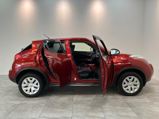 ジューク１５ＲＸ　タイプＶ　フルセグナビ　バックカメラ　車検整備付フルセグナビ　バックカメラ　ＥＴＣ　ＵＳＢ　オートライト　オートエアコン　電動格納式ミラー　スマートキー　エコアイドル（滋賀県）の中古車