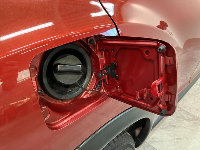 ジューク１５ＲＸ　タイプＶ　フルセグナビ　バックカメラ　車検整備付フルセグナビ　バックカメラ　ＥＴＣ　ＵＳＢ　オートライト　オートエアコン　電動格納式ミラー　スマートキー　エコアイドル（滋賀県）の中古車