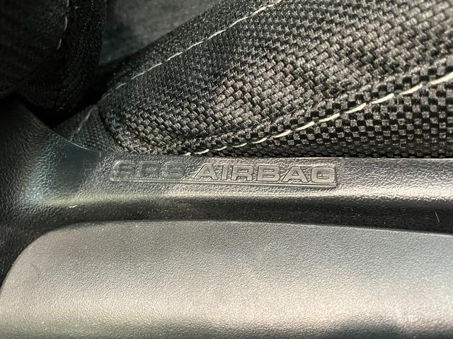 ハイラックスＺ　４ＷＤ　フルセグナビ　Ｂカメラ　レーダークルコン　ＬＥＤトヨタセーフティセンス　コーナーセンサー　フルセグナビ　バックカメラ　Ｂｌｕｅｔｏｏｔｈ　ＥＴＣ　レーダークルーズコントロール　デフロック　ＬＥＤヘッドライト　オートライト　スマートキー（滋賀県）の中古車