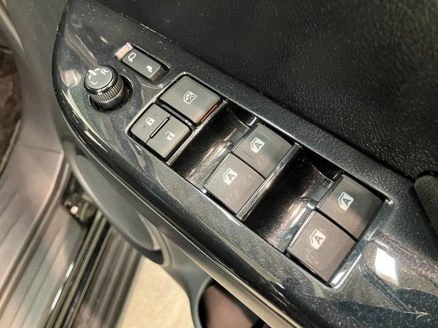 ハイラックスＺ　４ＷＤ　フルセグナビ　Ｂカメラ　レーダークルコン　ＬＥＤトヨタセーフティセンス　コーナーセンサー　フルセグナビ　バックカメラ　Ｂｌｕｅｔｏｏｔｈ　ＥＴＣ　レーダークルーズコントロール　デフロック　ＬＥＤヘッドライト　オートライト　スマートキー（滋賀県）の中古車