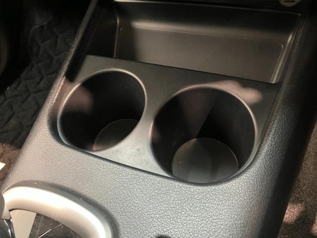 ハイラックスＺ　４ＷＤ　フルセグナビ　Ｂカメラ　レーダークルコン　ＬＥＤトヨタセーフティセンス　コーナーセンサー　フルセグナビ　バックカメラ　Ｂｌｕｅｔｏｏｔｈ　ＥＴＣ　レーダークルーズコントロール　デフロック　ＬＥＤヘッドライト　オートライト　スマートキー（滋賀県）の中古車