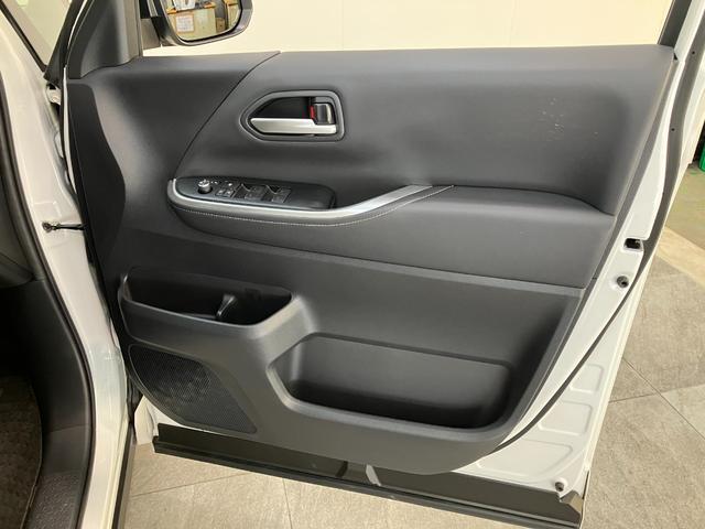 ノアハイブリッドS−Z 10.5型ナビ バックカメラ ドラレコTSS コーナーセンサー 10.5型フルセグナビ バックカメラ 前後ドラレコ ETC2.0 DVD Bluetooth USB シートヒーター レーダークルコン 両側電動スライドドア スマートキー(滋賀県)の中古車