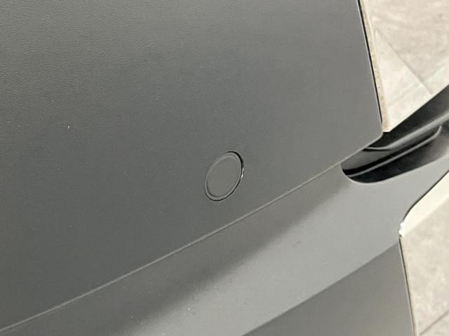 ノアハイブリッドS−Z 10.5型ナビ バックカメラ ドラレコTSS コーナーセンサー 10.5型フルセグナビ バックカメラ 前後ドラレコ ETC2.0 DVD Bluetooth USB シートヒーター レーダークルコン 両側電動スライドドア スマートキー(滋賀県)の中古車