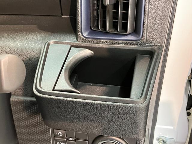 タントＸ　９型ディスプレイオーディオ　フルセグ　届出済未使用車衝突被害軽減ブレーキ　コーナーセンサー　９型ディスプレイオーディオ　フルセグ　Ｂｌｕｅｔｏｏｔｈ　ＵＳＢ　バックカメラ　左側電動スライドドア　前席シートヒーター　ＬＥＤ　スマートキー　エコアイドル（滋賀県）の中古車