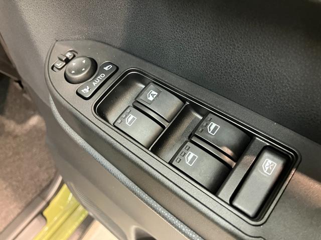 タントファンクロスターボ　ディスプレイオーディオ　届出済未使用車衝突被害軽減ブレーキ　コーナーセンサー　９型ディスプレイオーディオ　フルセグ　Ｂｌｕｅｔｏｏｔｈ　ＵＳＢ　バックカメラ　両側電動スライドドア　前席シートヒーター　ＬＥＤ　スマートキー　エコアイドル（滋賀県）の中古車