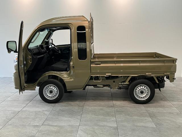 ハイゼットトラックジャンボエクストラ　４ＷＤ　ＣＶＴ　届出済未使用車衝突被害軽減ブレーキ　スマアシ　コーナーセンサー　ＬＥＤヘッドライト　オートライト　スマートキー　パワーウインドウ　電動格納式ミラー　パートタイム４ＷＤ　デフロック　荷台作業灯　デフロック（滋賀県）の中古車