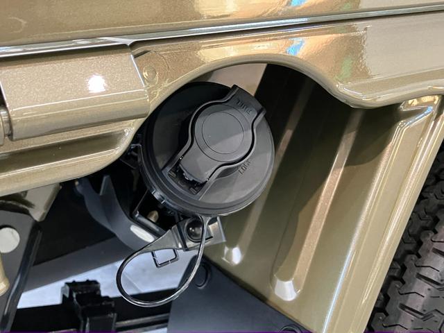 ハイゼットトラックジャンボエクストラ　４ＷＤ　ＣＶＴ　届出済未使用車衝突被害軽減ブレーキ　スマアシ　コーナーセンサー　ＬＥＤヘッドライト　オートライト　スマートキー　パワーウインドウ　電動格納式ミラー　パートタイム４ＷＤ　デフロック　荷台作業灯　デフロック（滋賀県）の中古車