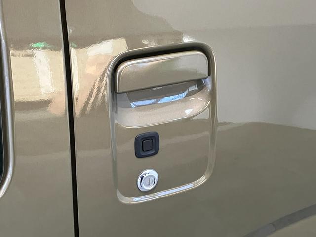 ハイゼットトラックジャンボエクストラ　４ＷＤ　ＣＶＴ　届出済未使用車衝突被害軽減ブレーキ　スマアシ　コーナーセンサー　ＬＥＤヘッドライト　オートライト　スマートキー　パワーウインドウ　電動格納式ミラー　パートタイム４ＷＤ　デフロック　荷台作業灯　デフロック（滋賀県）の中古車