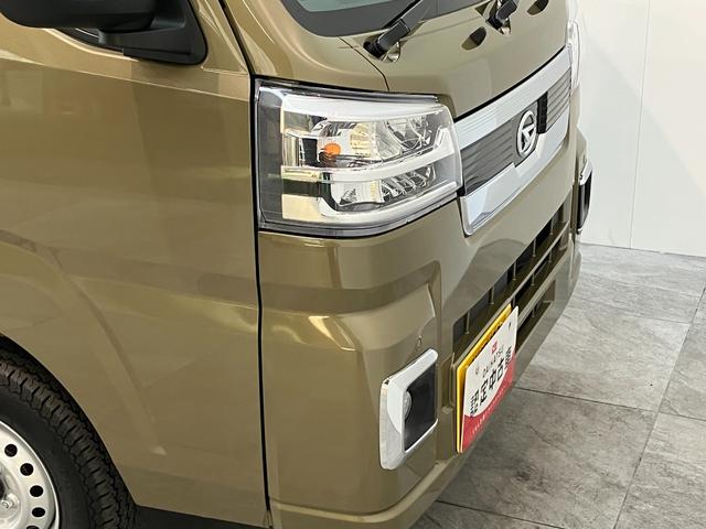 ハイゼットトラックジャンボエクストラ　４ＷＤ　ＣＶＴ　届出済未使用車衝突被害軽減ブレーキ　スマアシ　コーナーセンサー　ＬＥＤヘッドライト　オートライト　スマートキー　パワーウインドウ　電動格納式ミラー　パートタイム４ＷＤ　デフロック　荷台作業灯　デフロック（滋賀県）の中古車