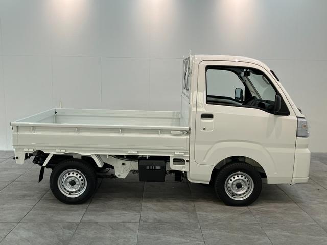 ハイゼットトラックスタンダード　４ＷＤ　ＣＶＴ　届出済未使用車衝突被害軽減ブレーキ　コーナーセンサー　パートタイム４ＷＤ　ＡＭ／ＦＭラジオ　マニュアルエアコン　マニュアルレベリング　オートライト（滋賀県）の中古車