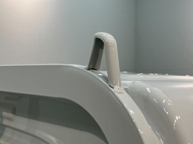 ハイゼットトラックスタンダード　４ＷＤ　ＣＶＴ　届出済未使用車衝突被害軽減ブレーキ　コーナーセンサー　パートタイム４ＷＤ　ＡＭ／ＦＭラジオ　マニュアルエアコン　マニュアルレベリング　オートライト（滋賀県）の中古車