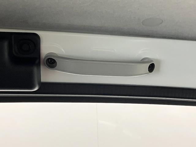 ハイゼットトラックスタンダード　４ＷＤ　ＣＶＴ　届出済未使用車衝突被害軽減ブレーキ　コーナーセンサー　パートタイム４ＷＤ　ＡＭ／ＦＭラジオ　マニュアルエアコン　マニュアルレベリング　オートライト（滋賀県）の中古車