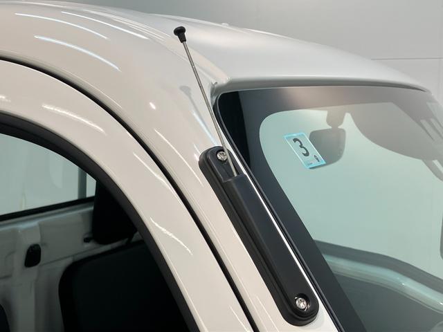 ハイゼットトラックスタンダード　４ＷＤ　ＣＶＴ　届出済未使用車衝突被害軽減ブレーキ　コーナーセンサー　パートタイム４ＷＤ　ＡＭ／ＦＭラジオ　マニュアルエアコン　マニュアルレベリング　オートライト（滋賀県）の中古車