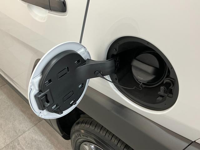 タフトＧダーククロムベンチャー　届出済未使用車　９型Ｄ．Ａ衝突被害軽減ブレーキ　コーナーセンサー　９型ディスプレイオーディオ　バックカメラ　レーダークルーズコントロール　前席シートヒーター　電動パーキング　オートエアコン　スマートキー　エコアイドル（滋賀県）の中古車