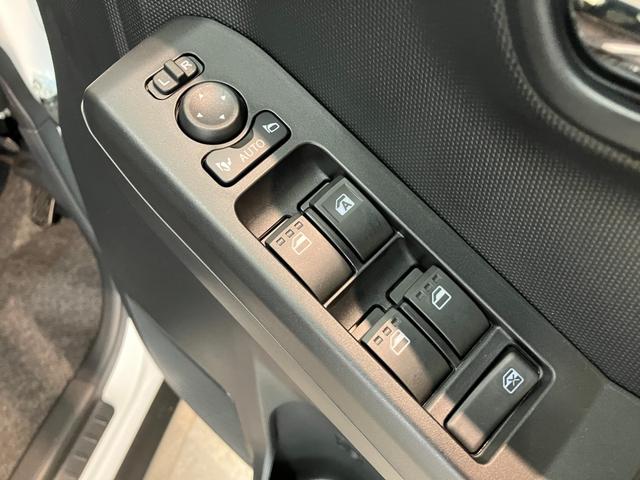 タフトＧダーククロムベンチャー　届出済未使用車　９型Ｄ．Ａ衝突被害軽減ブレーキ　コーナーセンサー　９型ディスプレイオーディオ　バックカメラ　レーダークルーズコントロール　前席シートヒーター　電動パーキング　オートエアコン　スマートキー　エコアイドル（滋賀県）の中古車