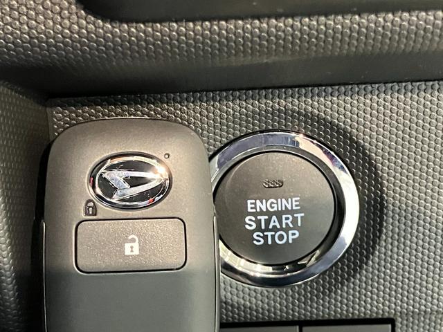 タフトＧダーククロムベンチャー　届出済未使用車　９型Ｄ．Ａ衝突被害軽減ブレーキ　コーナーセンサー　９型ディスプレイオーディオ　バックカメラ　レーダークルーズコントロール　前席シートヒーター　電動パーキング　オートエアコン　スマートキー　エコアイドル（滋賀県）の中古車