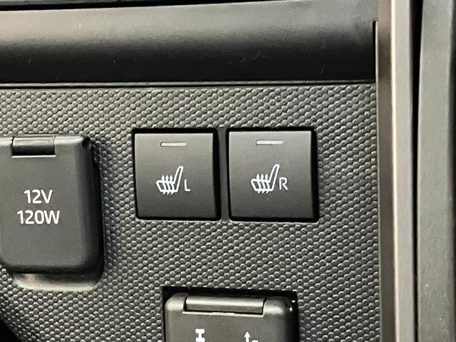 タフトＧダーククロムベンチャー　届出済未使用車　９型Ｄ．Ａ衝突被害軽減ブレーキ　コーナーセンサー　９型ディスプレイオーディオ　バックカメラ　レーダークルーズコントロール　前席シートヒーター　電動パーキング　オートエアコン　スマートキー　エコアイドル（滋賀県）の中古車