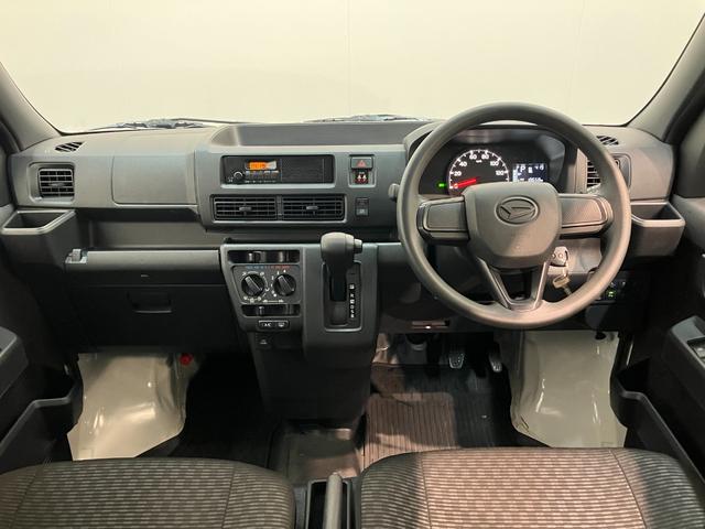 ハイゼットカーゴＤＸ　４ＷＤ　ＣＶＴ車　キーレス　前席パワーウインドウ衝突被害軽減ブレーキ　スマアシ　コーナーセンサー　キーレス　前席パワーウインドウ　ＡＭ／ＦＭステレオ　両側スライドドア　パートタイム４ＷＤ　オートライト（滋賀県）の中古車