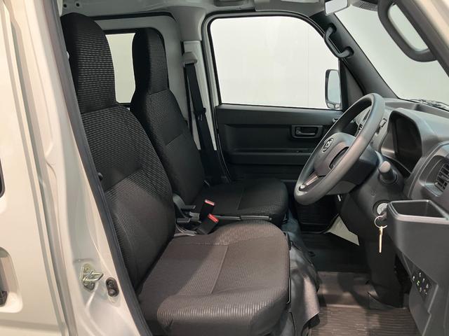 ハイゼットカーゴＤＸ　４ＷＤ　ＣＶＴ車　キーレス　前席パワーウインドウ衝突被害軽減ブレーキ　スマアシ　コーナーセンサー　キーレス　前席パワーウインドウ　ＡＭ／ＦＭステレオ　両側スライドドア　パートタイム４ＷＤ　オートライト（滋賀県）の中古車