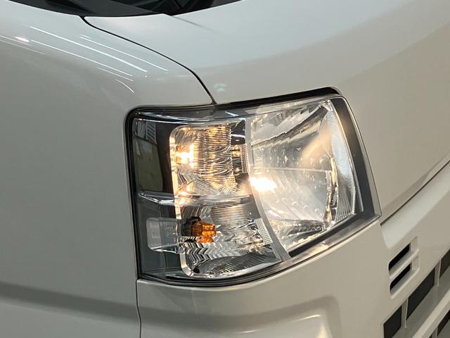 ハイゼットカーゴＤＸ　４ＷＤ　ＣＶＴ車　キーレス　前席パワーウインドウ衝突被害軽減ブレーキ　スマアシ　コーナーセンサー　キーレス　前席パワーウインドウ　ＡＭ／ＦＭステレオ　両側スライドドア　パートタイム４ＷＤ　オートライト（滋賀県）の中古車