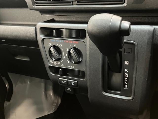 ハイゼットカーゴＤＸ　４ＷＤ　ＣＶＴ車　キーレス　前席パワーウインドウ衝突被害軽減ブレーキ　スマアシ　コーナーセンサー　キーレス　前席パワーウインドウ　ＡＭ／ＦＭステレオ　両側スライドドア　パートタイム４ＷＤ　オートライト（滋賀県）の中古車