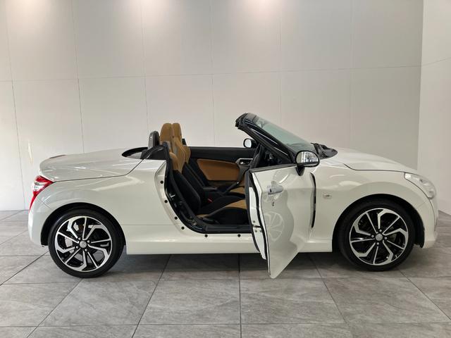 コペンローブS ワンセグナビ バックカメラ 車検整備付電動オープンルーフ ワンセグナビ バックカメラ DVD Bluetooth USB レカロシート MOMO製ハンドル シートヒーター パドルシフト LED エコアイドル エクスプレイ仕様アルミ(滋賀県)の中古車