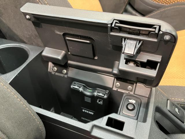 コペンローブS ワンセグナビ バックカメラ 車検整備付電動オープンルーフ ワンセグナビ バックカメラ DVD Bluetooth USB レカロシート MOMO製ハンドル シートヒーター パドルシフト LED エコアイドル エクスプレイ仕様アルミ(滋賀県)の中古車