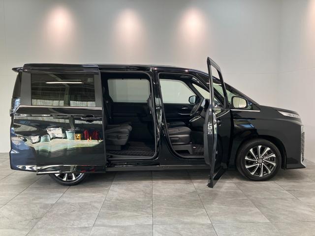 ヴォクシーハイブリッドＳ−Ｚ　１０型ナビ　レーダークルコン　Ｂカメラトヨタセーフティセンス　コーナーセンサー　１０型フルセグナビ　バックカメラ　ドラレコ　Ｂｌｕｅｔｏｏｔｈ　ＵＳＢ　ＥＴＣ　レーダークルコン　シートヒーター　両側パワスラ　デュアルエアコン　ＬＥＤ（滋賀県）の中古車