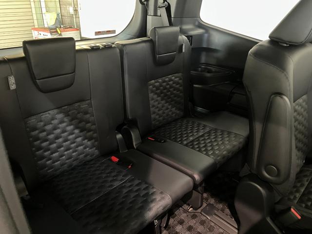 ヴォクシーハイブリッドＳ−Ｚ　１０型ナビ　レーダークルコン　Ｂカメラトヨタセーフティセンス　コーナーセンサー　１０型フルセグナビ　バックカメラ　ドラレコ　Ｂｌｕｅｔｏｏｔｈ　ＵＳＢ　ＥＴＣ　レーダークルコン　シートヒーター　両側パワスラ　デュアルエアコン　ＬＥＤ（滋賀県）の中古車