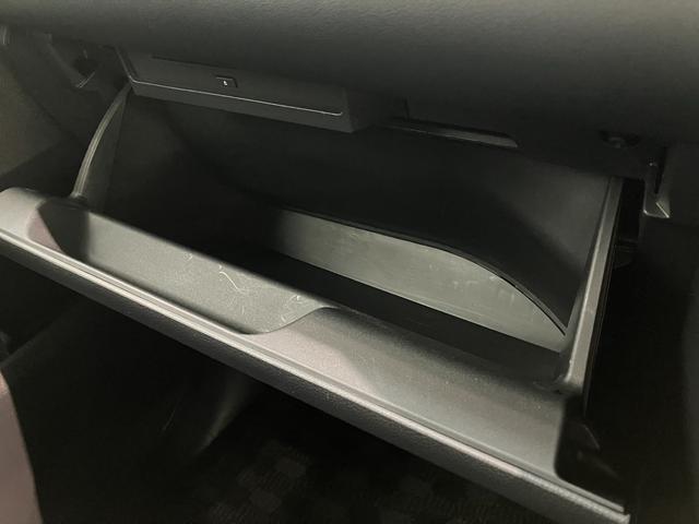 ヴォクシーハイブリッドＳ−Ｚ　１０型ナビ　レーダークルコン　Ｂカメラトヨタセーフティセンス　コーナーセンサー　１０型フルセグナビ　バックカメラ　ドラレコ　Ｂｌｕｅｔｏｏｔｈ　ＵＳＢ　ＥＴＣ　レーダークルコン　シートヒーター　両側パワスラ　デュアルエアコン　ＬＥＤ（滋賀県）の中古車