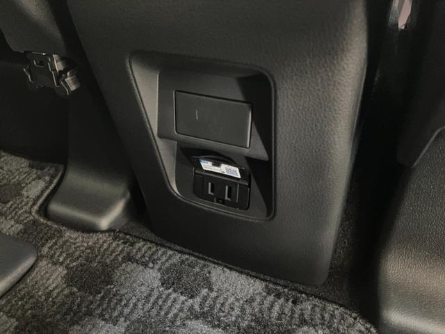 ヴォクシーハイブリッドＳ−Ｚ　１０型ナビ　レーダークルコン　Ｂカメラトヨタセーフティセンス　コーナーセンサー　１０型フルセグナビ　バックカメラ　ドラレコ　Ｂｌｕｅｔｏｏｔｈ　ＵＳＢ　ＥＴＣ　レーダークルコン　シートヒーター　両側パワスラ　デュアルエアコン　ＬＥＤ（滋賀県）の中古車